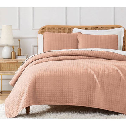 King Cal King Lightweight Blush 3-Piece Ultra Soft Microfiber Quilt Set-1